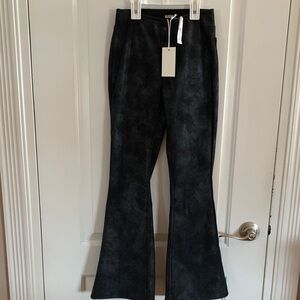 NWT Katie J NYC Charcoal Flare Jeans Black Pants